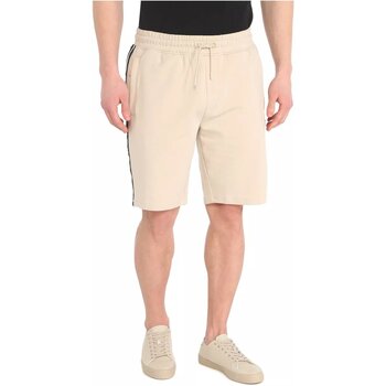 Vêtements Homme Shorts / Bermudas Guess Z2YD02 K6ZS1 Beige