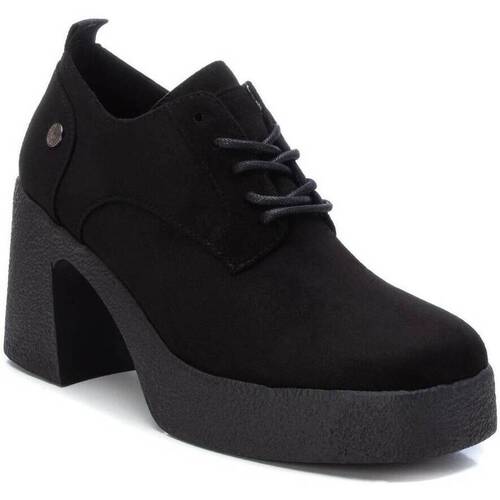Chaussures Femme Shorts & Bermudas Refresh 17148501 Noir