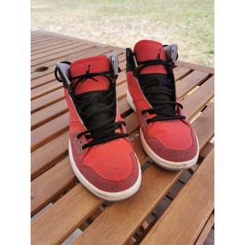 Chaussures Homme Baskets montantes Nike irons Baskets Jordan Rouge