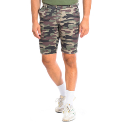 Vêtements Homme Jeans Shorts / Bermudas La Martina TMB301-TW415-F3156 Vert