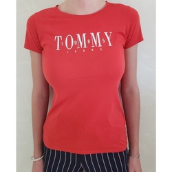 Vêtements Femme T-shirts manches courtes Tommy Hilfiger Tommy Hilfiger T-Shirt Tommy Jeans S Rouge