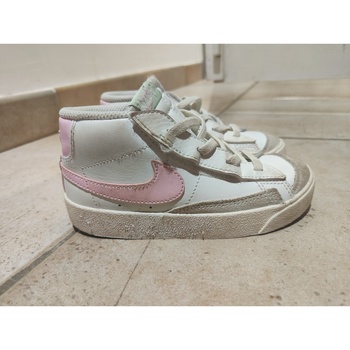 Chaussures Fille Baskets montantes Nike Fit Basket Nike Fit Blanc