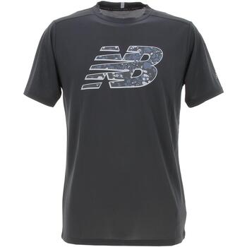 Vêtements Homme T-shirts Marrone manches courtes New Balance Graphic core run short sleeve Noir