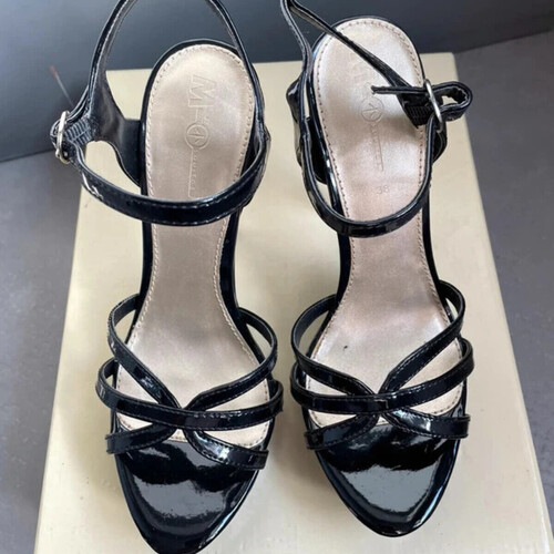 Chaussures Femme Taies doreillers / traversins Mosquitos Sandales noires Mosquito T38 Noir