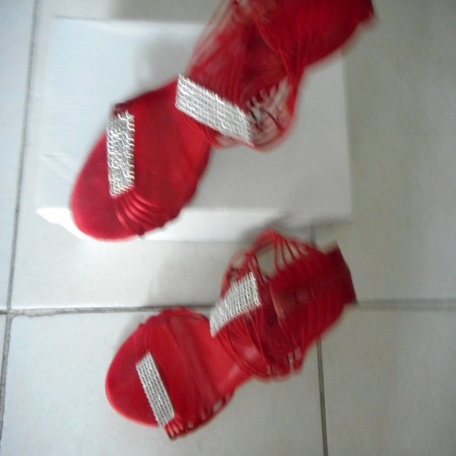 Chaussures Femme Sandales et Nu-pieds Stephan Sandales rouges à brides + strass Rouge