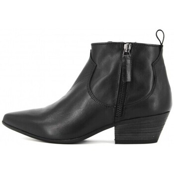 Gio + Femme Boots + -