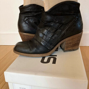 Chaussures Femme Bottines Mjus Boots bout carré cuir noir 40 MJUS Noir