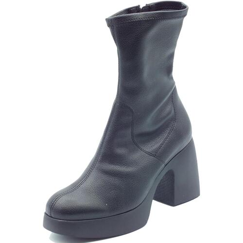 Chaussures Femme Low boots Wonders H-4942 Eris Camelus Noir