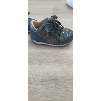 Geox Chaussure geox bebe fille Gris