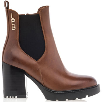 Chaussures Femme Bottines Beige limited edition shoes adidas Yeezyes Boots / bottines Femme Marron Marron