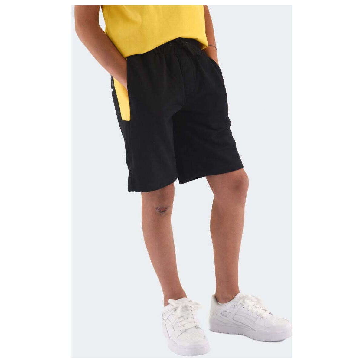 Vêtements Garçon Shorts / Bermudas Hero  Jaune