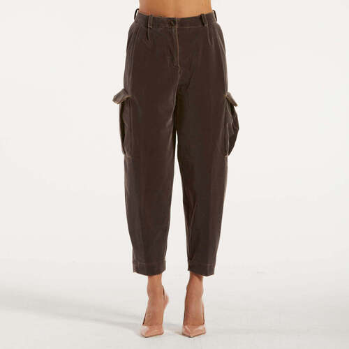 Vêtements Femme Pantalons de survêtement Taies doreillers / traversinscci Designs  Marron