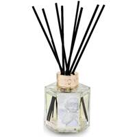 Maison & Déco Bougies / diffuseurs Kontiki Diffuseur de parfum batonnet heart and home ange d'hiver Blanc