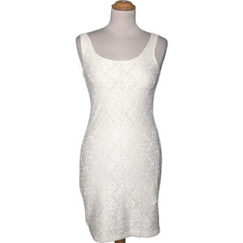 Vêtements Femme Robes courtes Achetez vos article de mode PULL&BEAR jusquà 80% moins chères sur JmksportShops Newlife robe courte  36 - T1 - S Blanc Blanc