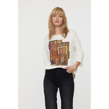 Vêtements Femme T-shirts & Polos Lee Cooper alberto biani pinstripe print trousers item Beige