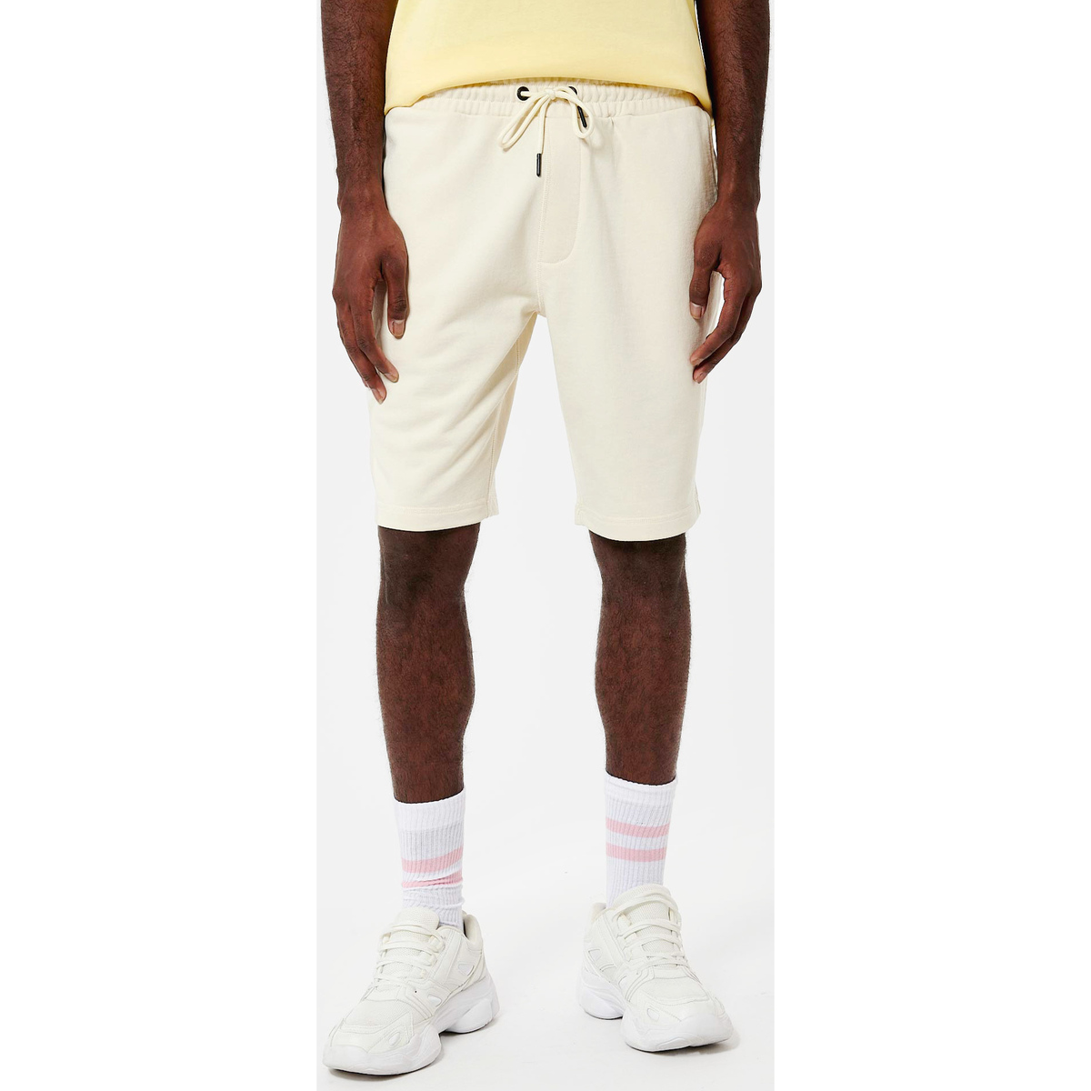 Vêtements Homme Shorts / Bermudas Kaporal COBBY Beige
