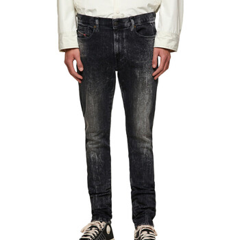 Vêtements Homme Mid-Length Jeans droit Diesel A00714-009PX Noir