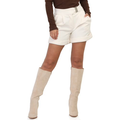 Vêtements Femme MODE Shorts / Bermudas La Modeuse 69222_P161341 Blanc