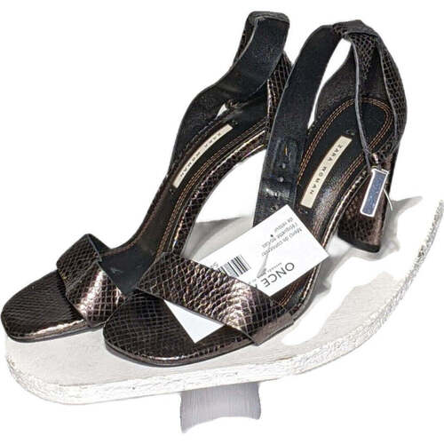 Chaussures Femme Escarpins Zara paire d'escarpins  36 Gris Gris