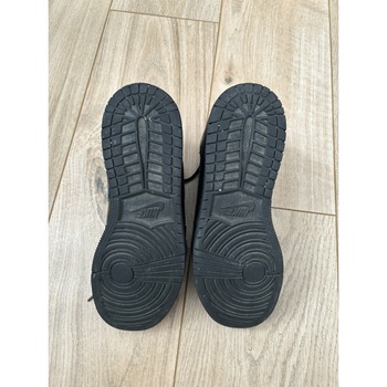 Nike Jordan mid noir Noir