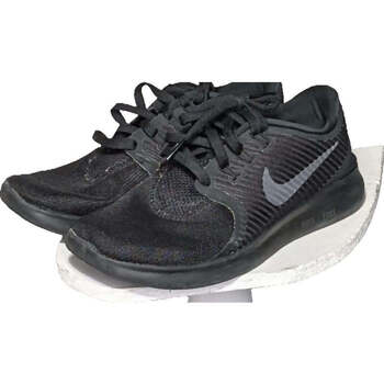 Chaussures Femme Baskets basses Nike paire de baskets  37.5 Noir Noir