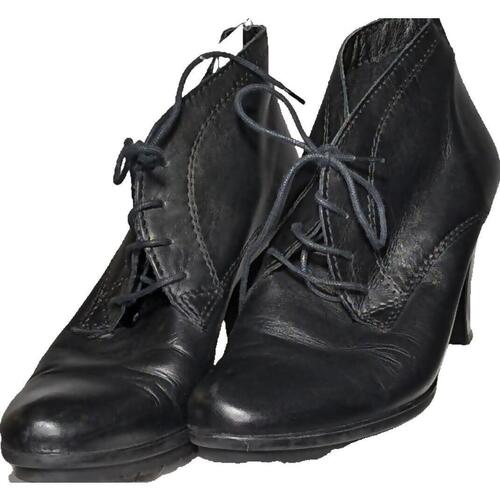 Chaussures Femme Escarpins Tamaris paire d'escarpins  37 Noir Noir