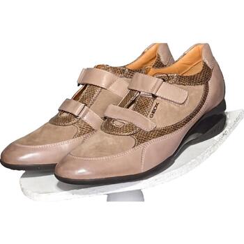 Chaussures Femme Baskets mode Geox paire de chaussures plates  39 Marron Marron
