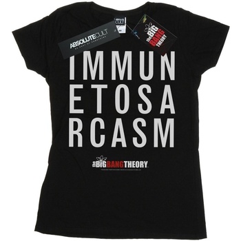 Vêtements Femme T-shirts manches longues The Big Bang Theory Immune To Sarcasm Noir