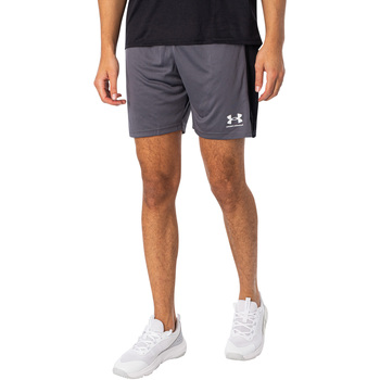 Vêtements Homme Shorts / Bermudas Under Armour Short en tricot Challenger Gris