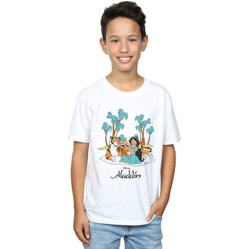 Vêtements Garçon T-shirts manches courtes Disney Aladdin Jasmine Abu Rajah Beach Blanc