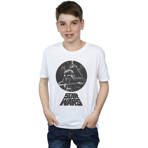 Vêtements Garçon T-shirts manches courtes Disney Darth Vader Bust Blanc