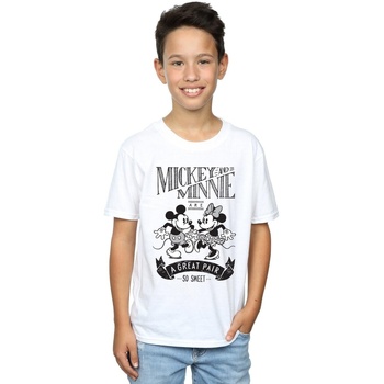 Vêtements Garçon T-shirts manches courtes Disney Mickey And Minnie Mouse Great Pair Blanc