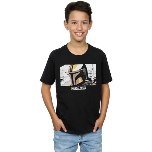 Vêtements Garçon T-shirts manches courtes Disney The Mandalorian Profile Frame Noir