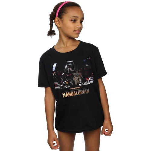 Vêtements Fille T-shirts manches longues Disney The Mandalorian Child On Board Noir