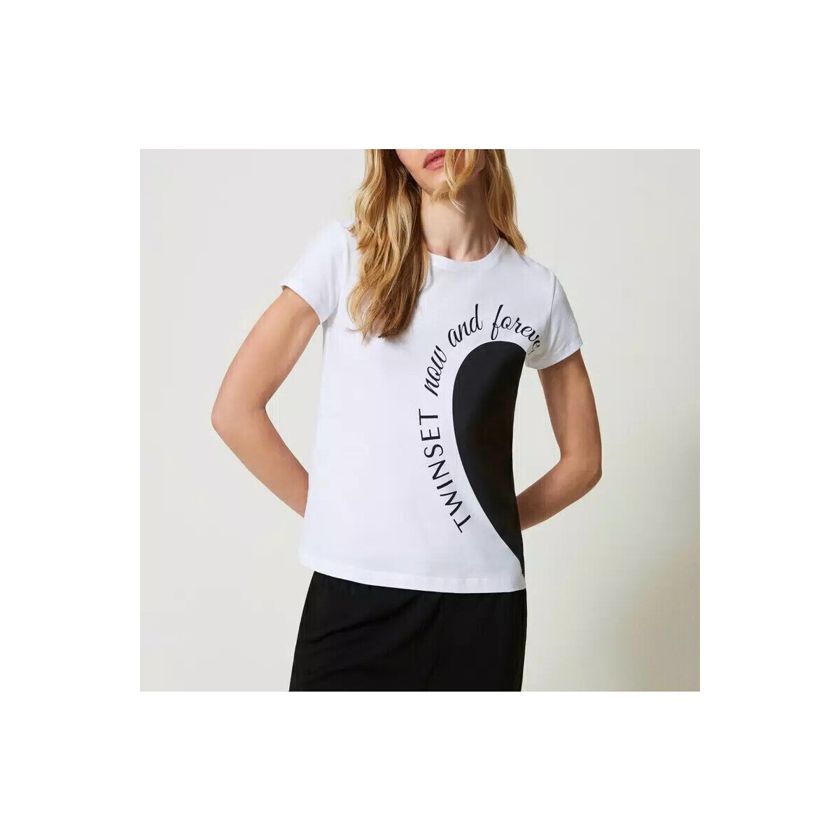 Vêtements Femme T-shirts & Polos Twin Set T-SHIRT CON STAMPA A CUORE Art. 241TP2701 