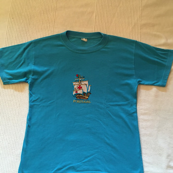 Vêtements Enfant T-shirts manches courtes Sans marque Tee Stacked shirt Portugal Taille 12 ans Bleu