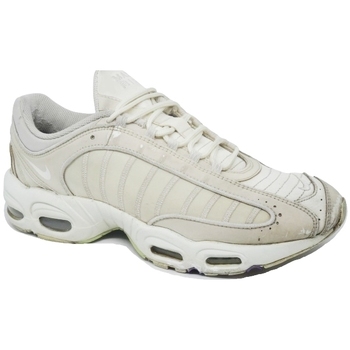 Chaussures Baskets mode Nike Reconditionné Air max Tailwind - Beige
