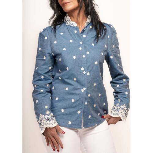 Vêtements Femme Chemises / Chemisiers New Balance Nume Chemise bleue Leslie Bleu