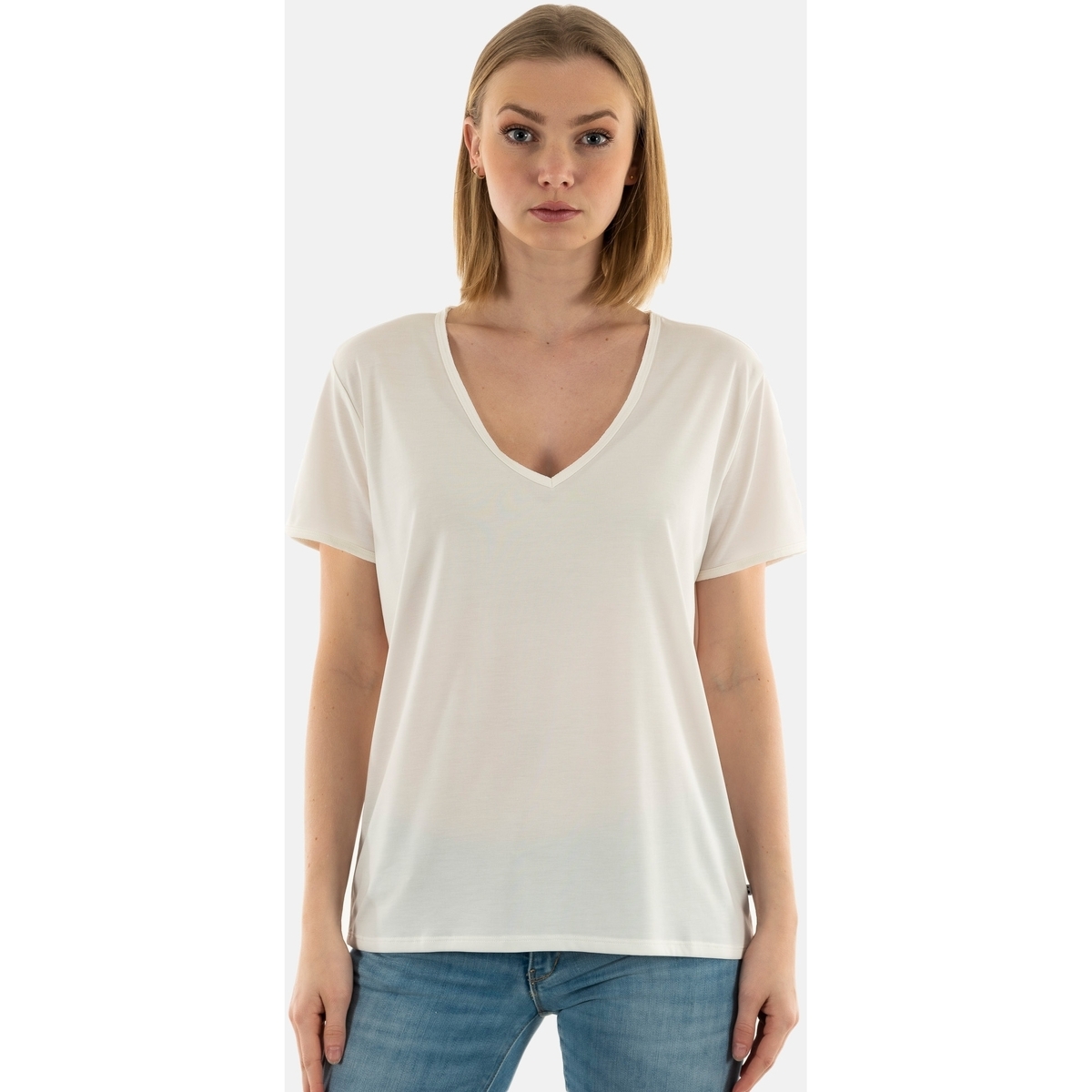 Vêtements Femme T-shirts manches courtes Le Temps des Cerises fparodia00000mc241 Blanc