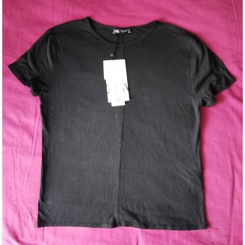 Vêtements Femme T-shirts manches courtes Zara Tee-shirt noir neuf Zara Noir