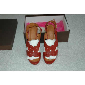 Chaussures Femme Sandales et Nu-pieds Chie Mihara escarpin Chie Mihara Rouge