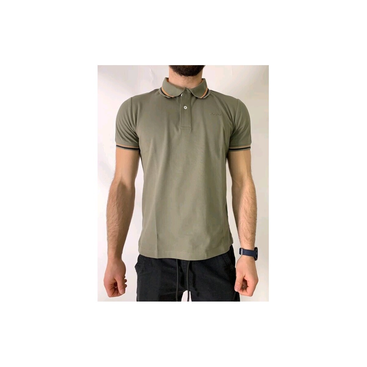 Vêtements Homme Débardeurs / T-shirts sans manche Geox M2510A-T2649 Vert