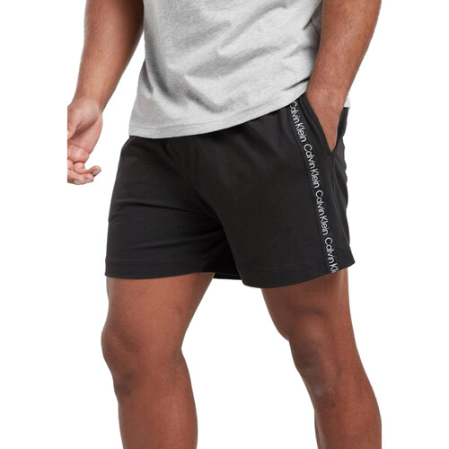 Vêtements Homme Shorts / Bermudas Calvin Klein Jeans KM0KM00762 Noir