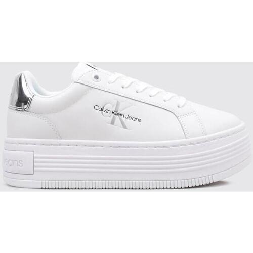 Chaussures Femme Baskets basses Calvin Klein Jeans BOLD PLATF LOW LACE LTH ML MET Blanc