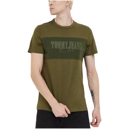 Vêtements Homme T-shirts manches courtes Tommy Hilfiger  Vert