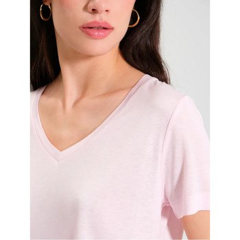 Obey Rosa T-Shirt mit Window-Watcher-Print hinten
