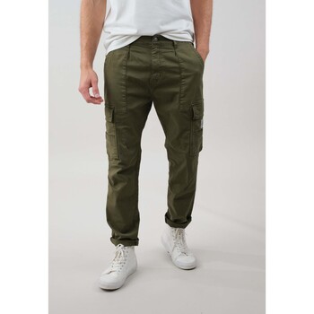 Vêtements Homme Pantalons Deeluxe Pantalon MADISON Vert