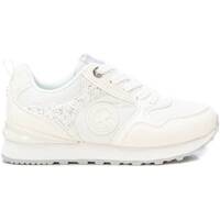 Chaussures Fille Baskets mode Xti 15069304 Blanc