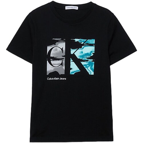 Vêtements Garçon man Futura Kid's T-Shirt Calvin Klein Jeans IB0IB02026 Noir