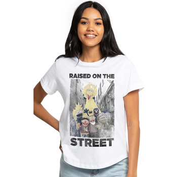 Vêtements Femme T-shirts manches longues Sesame Street Raised On The Streets Blanc